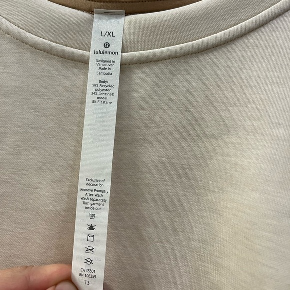 Lululemon - Picture 4 of 10